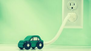 עמדות טעינה לרכב חשמלי – ביטוח צד ג'